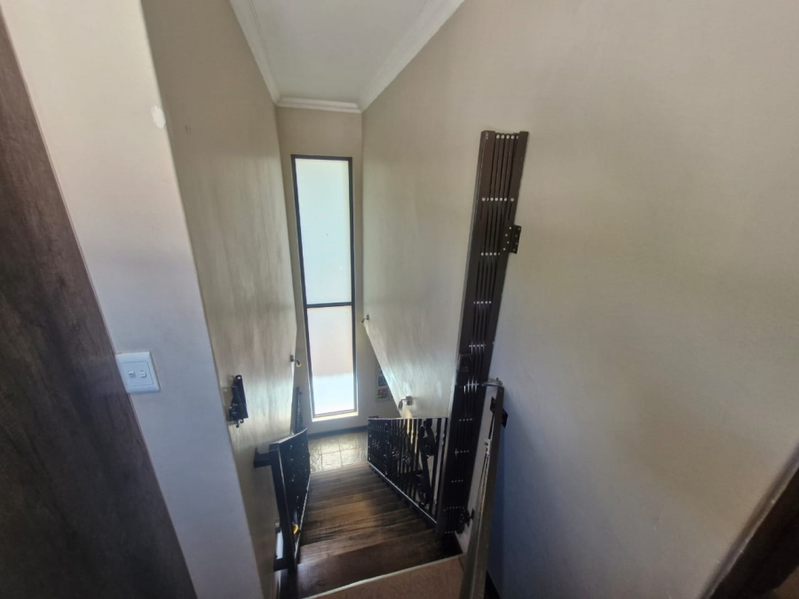 4 Bedroom Property for Sale in Kathu Northern Cape